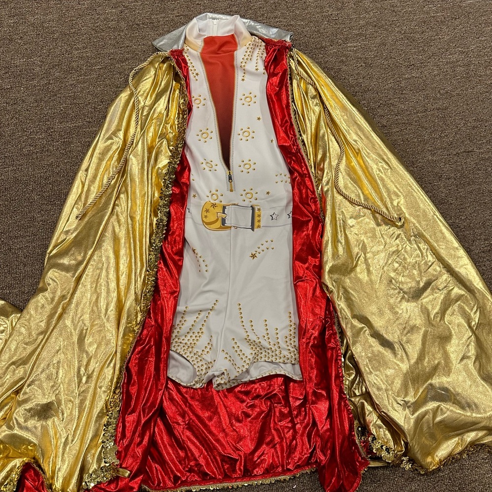 Can be elvis costumes (with capes) or country/cowgirl without.